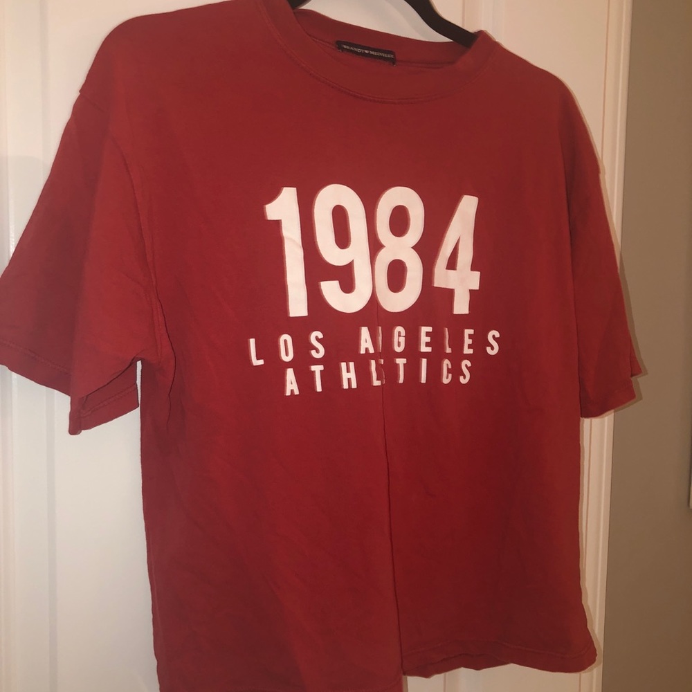 BRANDY MELVILLE t shirt